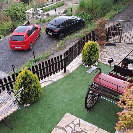 Petra Thea Villa Karitaina Ngoại thất bức ảnh