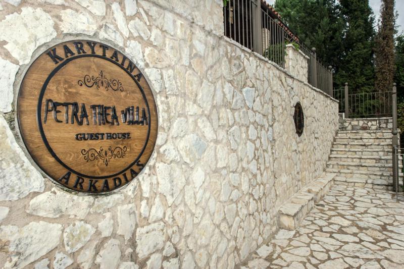 Petra Thea Villa Karitaina Ngoại thất bức ảnh